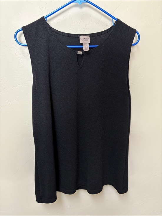 Chico's Tops - Chicos sleeveless keyhole top